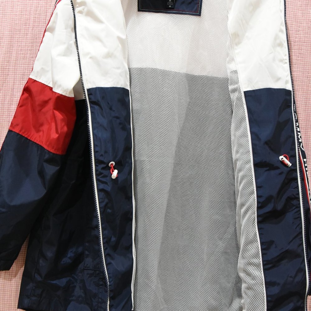 BLUE Tommy Hilfiger Ladies' Long Windbreake - Picture 3 of 3